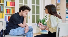 Psicóloga e um paciente